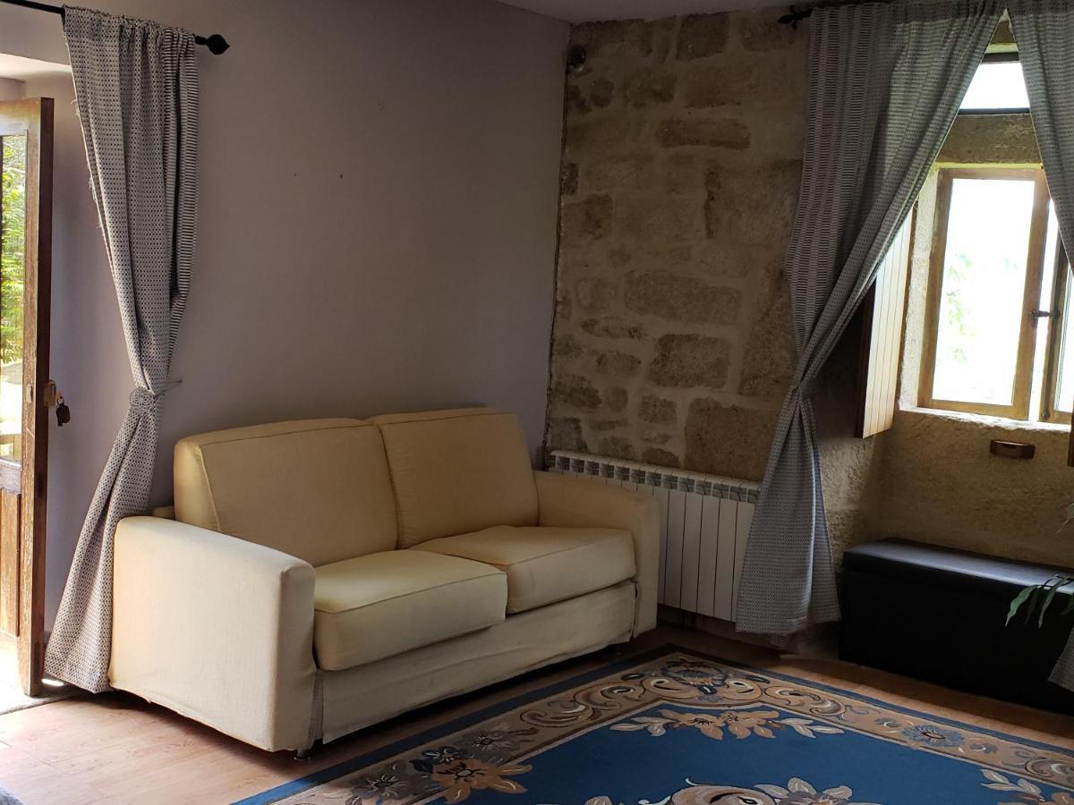 منزل الضيف بونتيفيذرا  في Casa Rural Do Fontan المظهر الخارجي الصورة