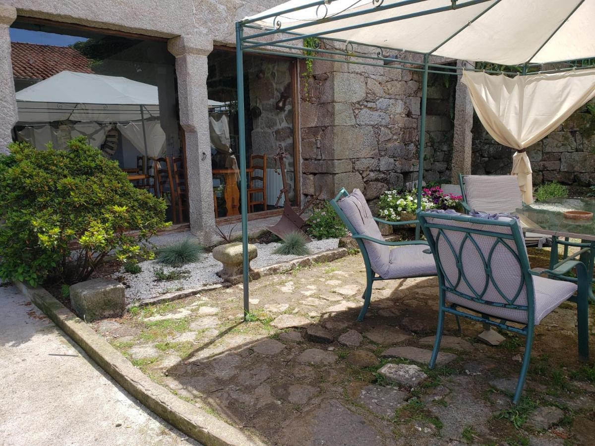 منزل الضيف بونتيفيذرا  في Casa Rural Do Fontan المظهر الخارجي الصورة